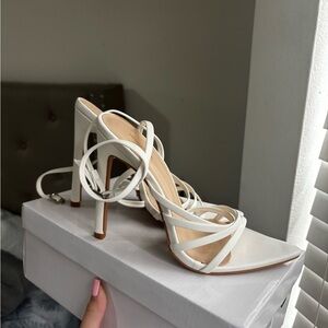 Prettylittlething pointy toe